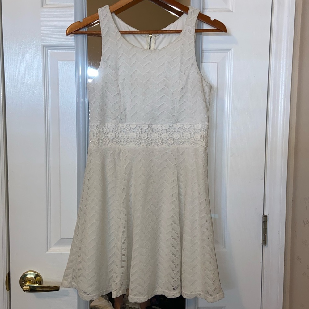 Candie’s by Kohl’s Juniors White Dress Sz Medium